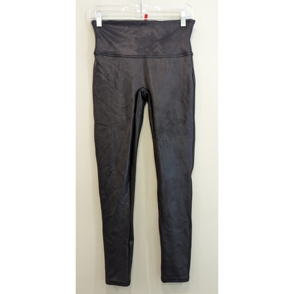 Spanx Faux Leather Leggings in Black Size Large - Picture 1 of 8
